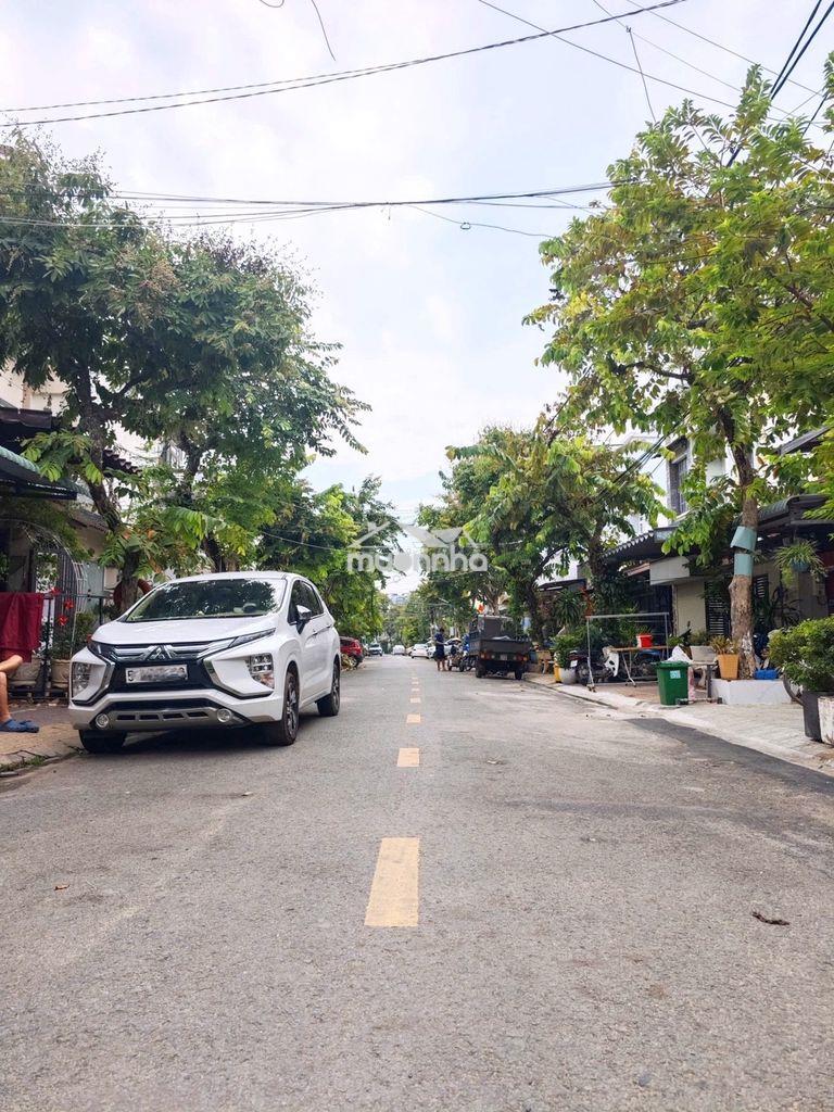 Khu vip phước bình q9 - nhà mặt tiền 120m - 10,8 tỷ  - đường xe tải