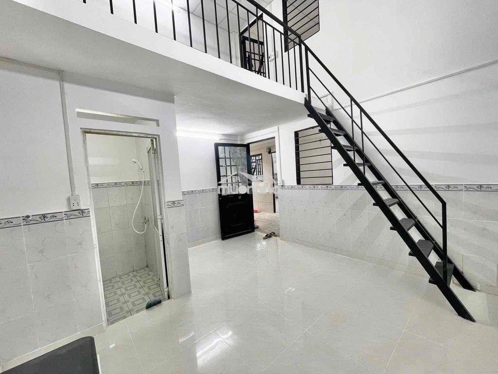 Cho thuê nhà nguyên căn mới xây 1 trệt 1 lầu có bancol siêu rộng. - 3