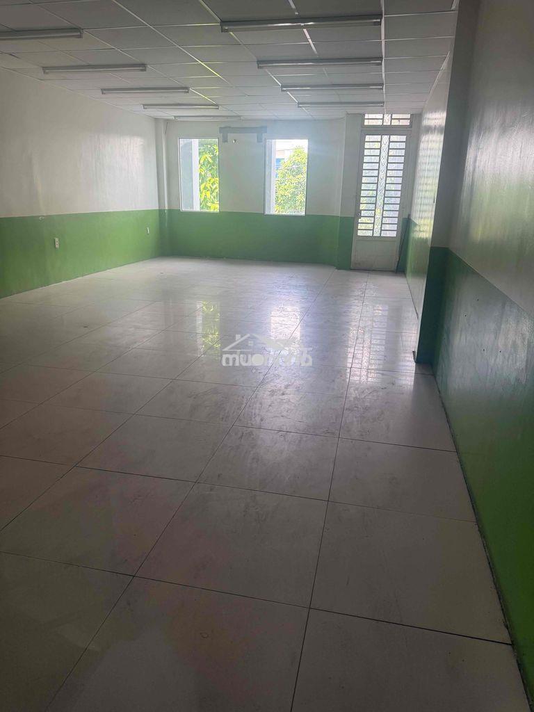 Cho thuê nhà mặt tiền đông hưng thuận 02 giá tốt - 4