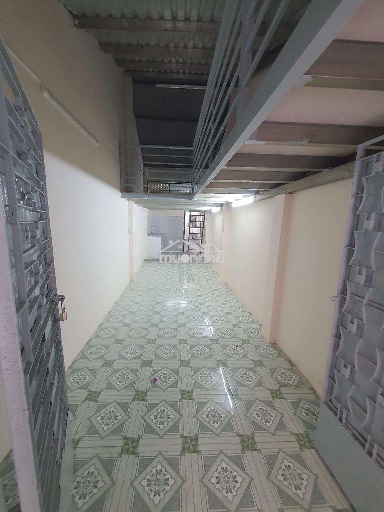 Hẻm 4m hòa hảo f5 q10  - 2