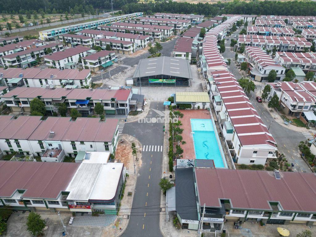 Bán căn shophouse 2 tầng 85m2 full thổ cư kđt oasis city, giá 1,75 tỷ - 3