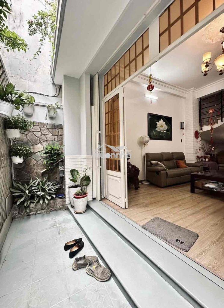 Biệt thự mini - gần nguyễn trọng tuyển - hơn 80m2 - dt (6 x 13m) - 2