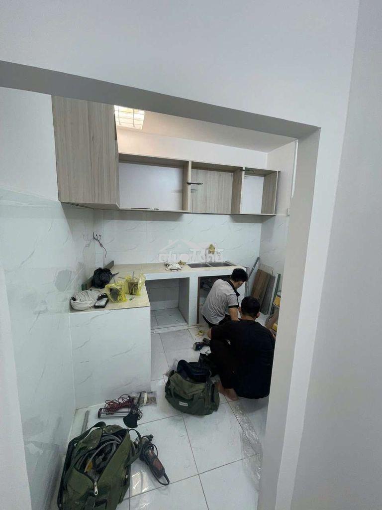2pn-2wc hoa bằng sát bên thpt tân bình - hẻm thông cách 8m ra xe tải - 2