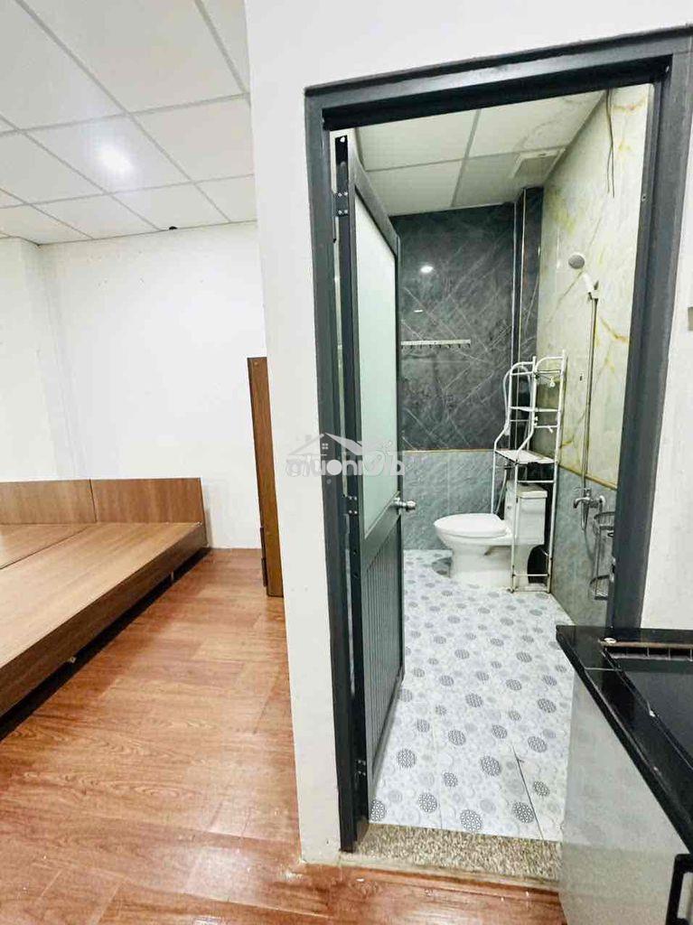 Đối diện bến xe an sương - 2