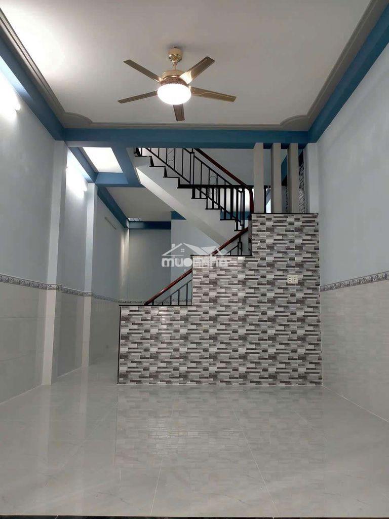 Bán nhà đẹp ngay chợ ấp 5 dt: 4m+14m 1 lầu 3pn 2w đường 4m bê tông - 2