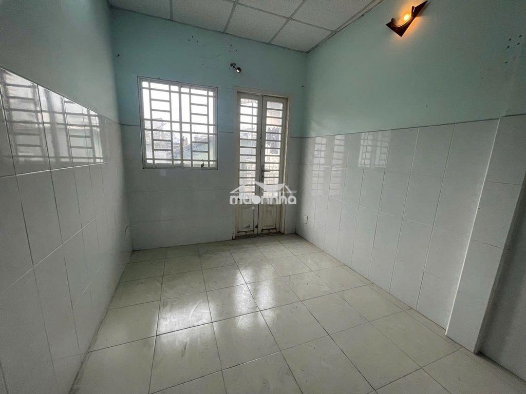 30m2 – 3 tầng – 4pn – sát mt cống quỳnh – 4,84 tỉ. - 4