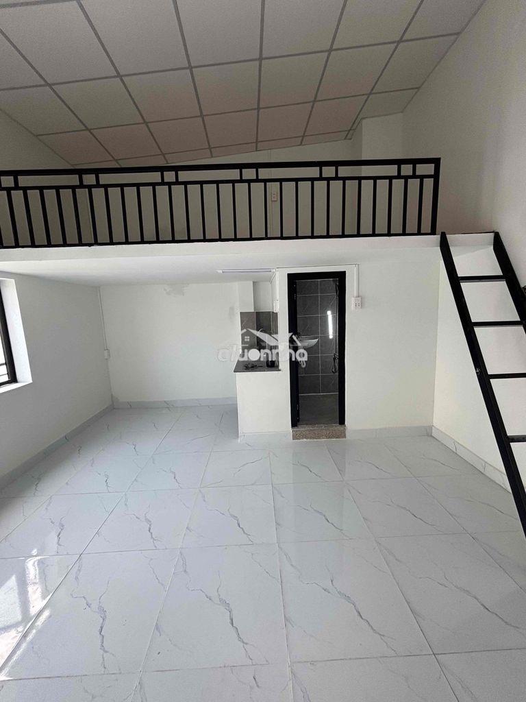 Phòng mới có khoảng sân riêng đằng trước ngay trung tâm bình thạnh - 2