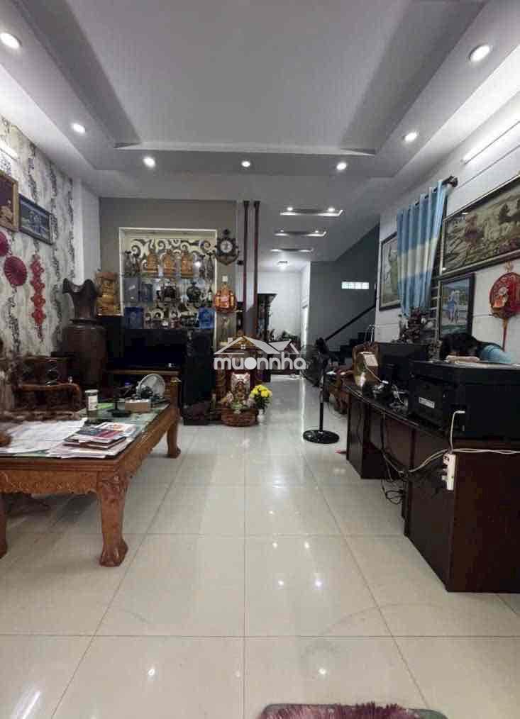 Cho thuê nhà hẻm oto full nt đường 102 sân để xe nhiều xe máy - 4