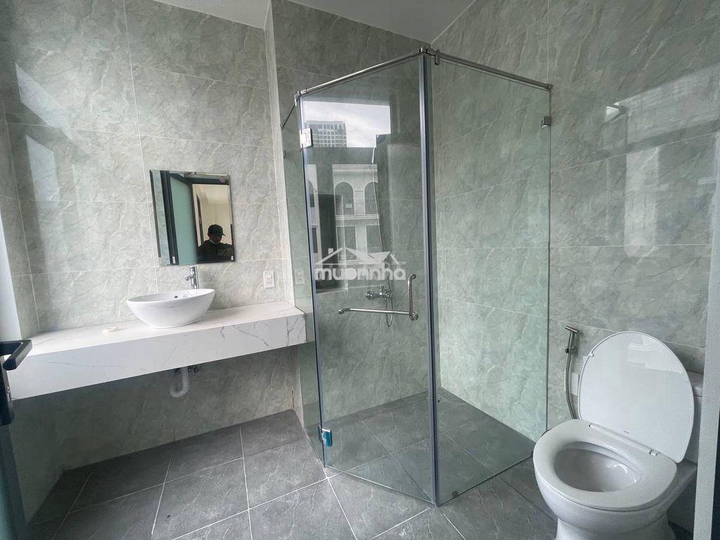 Cho thuê tầng văn phòng nhà phố vinhomes trục đường chính chỉ 6tr/th - 2