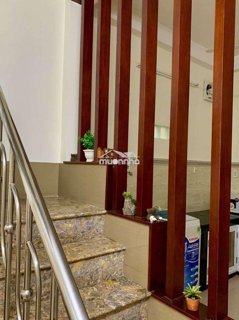 Nhà riêng phan đăng lưu p3 phú nhuận..trệt, 2 lầu. 3pn.3 wc