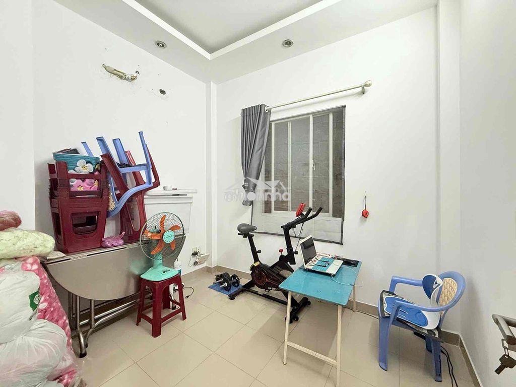 🚨 Chỉ 1 căn *** cmt8 quận 10 - không lộ giới - 4