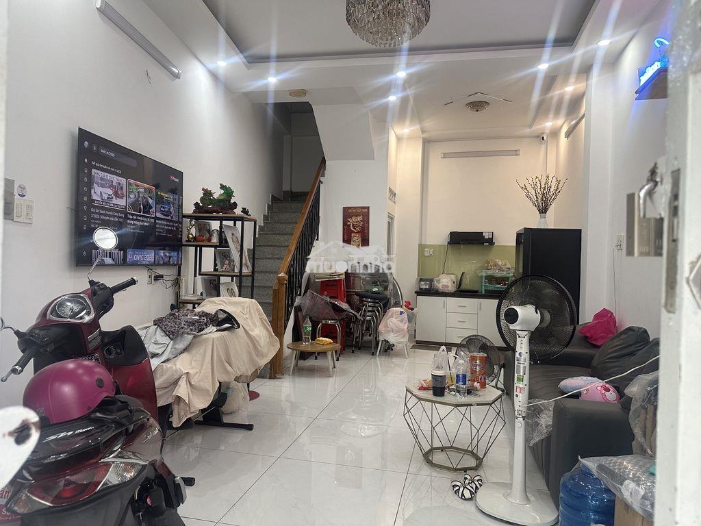 Bán nhà 102/4 nguyen tư giãn - 2