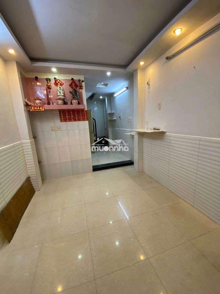 4 phòng hẻm 3m trần quý