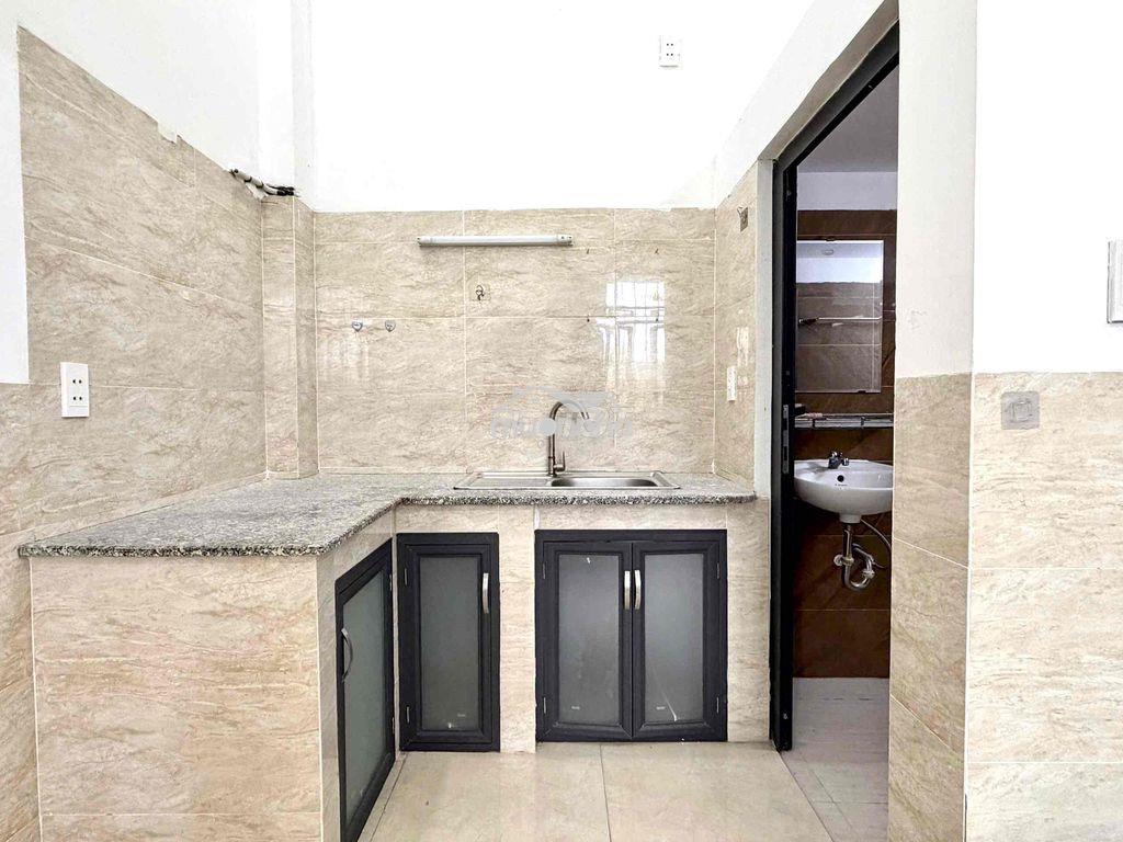 Phòng chính chủ sẵn nội thất giá tốt bao rộng gần vinhome q9, khu cnc - 3