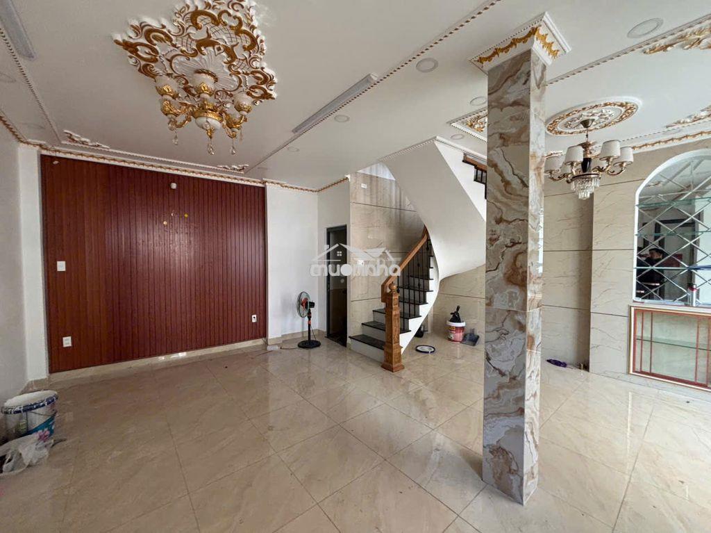 Cho thuê nhà hxh thành thái,q10.dt:6x7m 5 tầng mới(5pn+5wc)  - 2