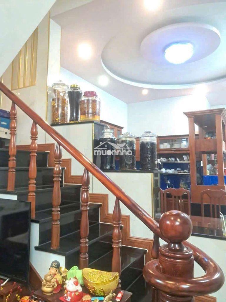 Cho thuê nhà 1 trệt 2 lầu gần chợ dĩ an 1 - 4