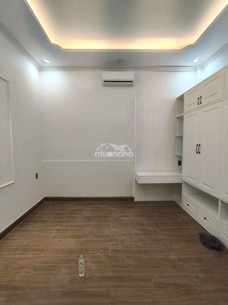 Nhà dt: 100m2 hẻm xe hơi - 2