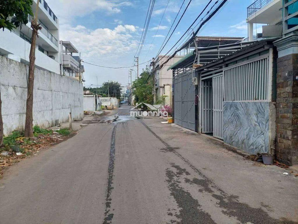 Nhà 100m² – 3pn – hẻm xe hơi quốc lộ 13, giá chỉ 9 triệu - 2