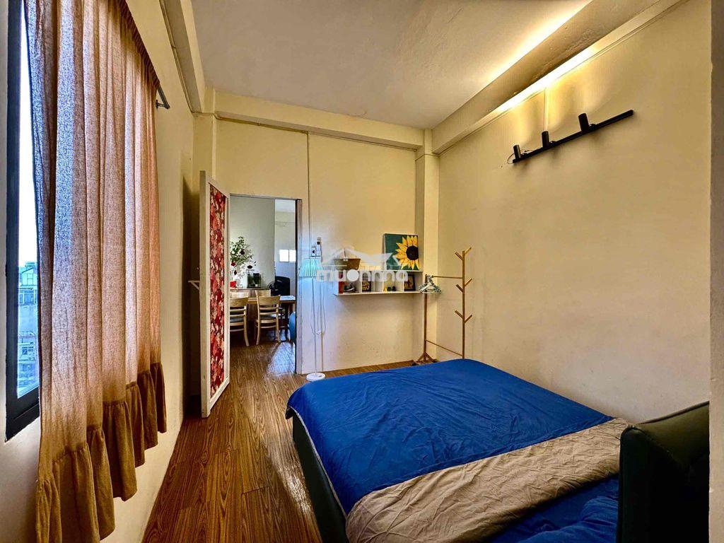 Cho thuê chung cư 1pn 1pk rộng 55m2 thang máy ngay chợ bến thành q1 - 4