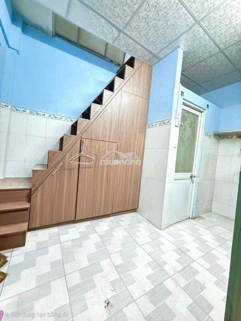 Tôi bán nhà 36 m2, 1 trệt, 2 lầu, 2 pn, tuyệt đẹp. quận 7 - 4