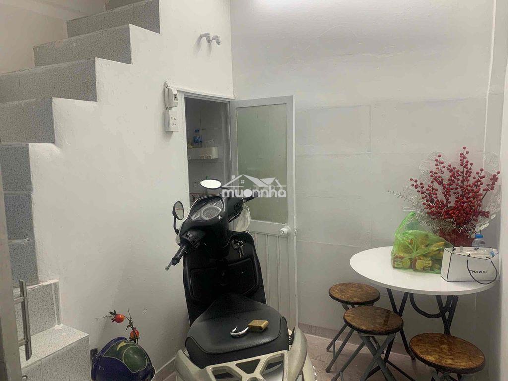 Bán nhà  chợ  khâm thiên ,trung tâm đống hà nội giá chỉ 2,9 ty - 3