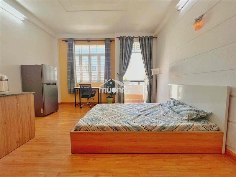 📍Phan xích long - ban công - full nội thất