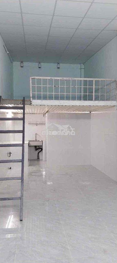Cho thuê nhà dt 3x9 lê dức thọ p13 , nhà mới tin - 2
