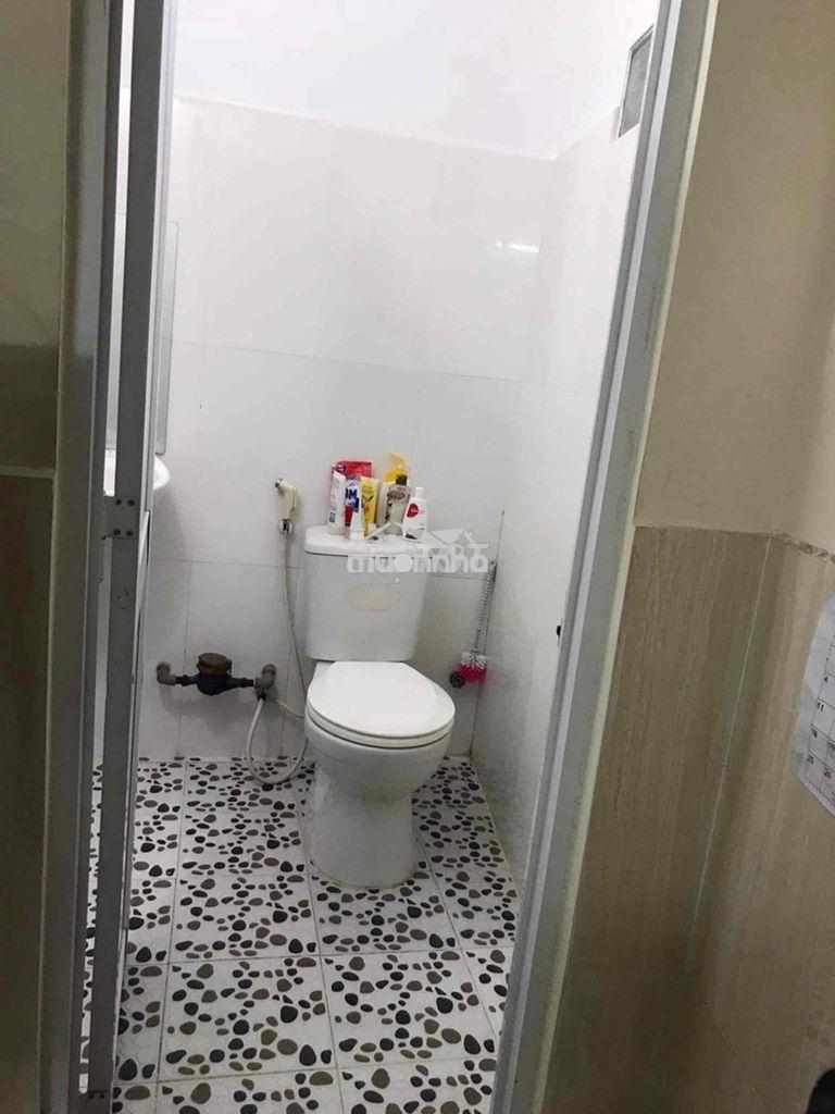 Phòng trọ quận 4 đẹp rẻ có máy lạnh, wc - 3