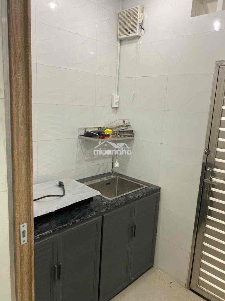 Chính chủ cho thuê nhà q.1 hxh thđ & vvk 2pn 2t 2wc giá 13,5tr có nt