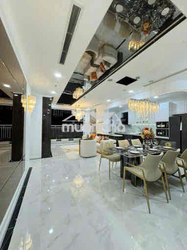 Chủ kẹt tiền cần bán 2pn giá 11tỷ dt: 85m2 vinhomes central park - 3
