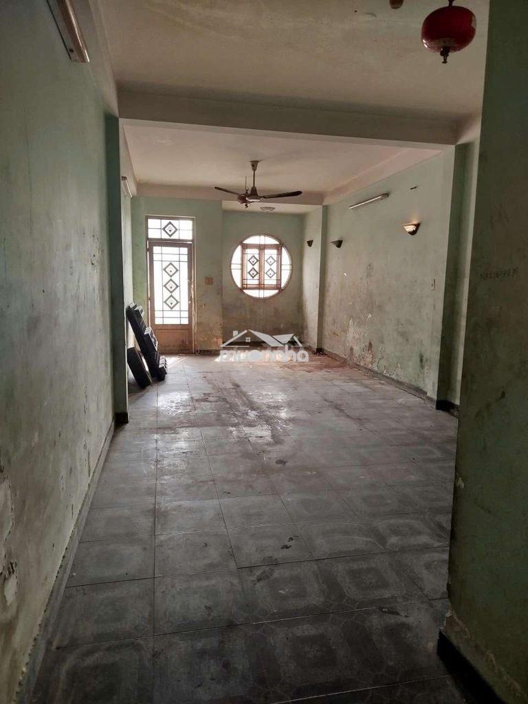 Cho thuê nhà nguyên căn mặt tiền đường ngô nhân tịnh, q5