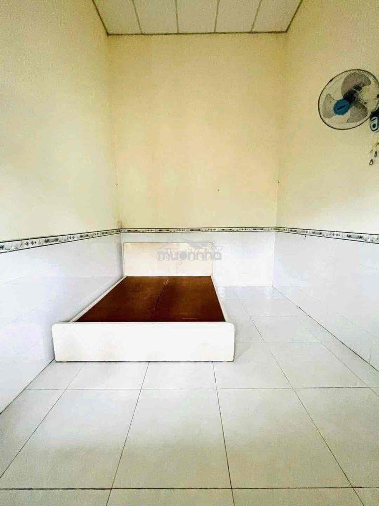 Nhà trệt 5 x 20m có 2 phòng ngủ p.long trường - 3