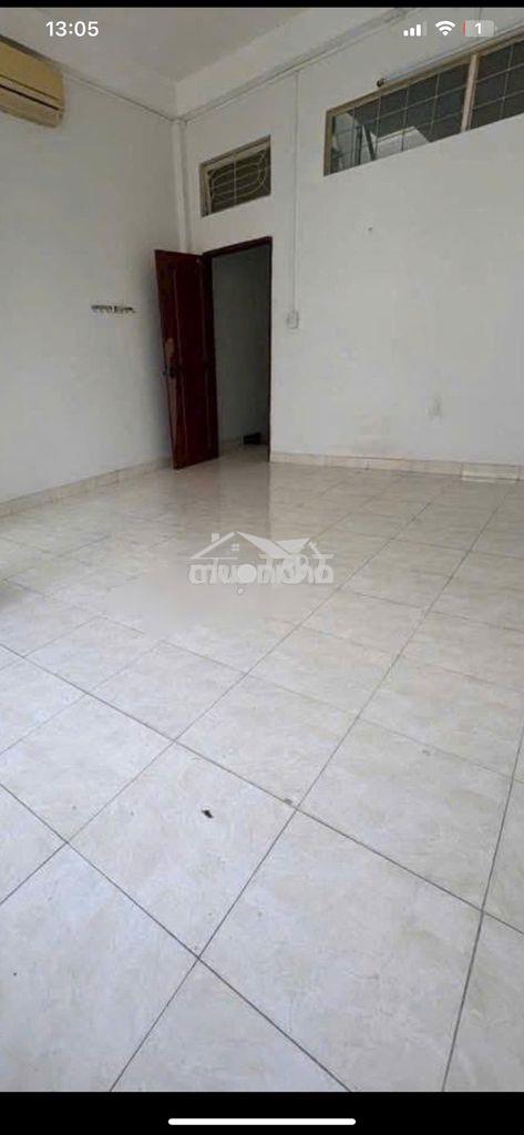 Cho thuê nhà hẻm 6m đường số 16, p.4, q.4, 15tr.