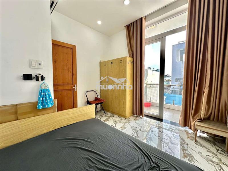 Cho thuê 2pn balcony nguyên sàn l1 mới 100% gần cầu bông🌻