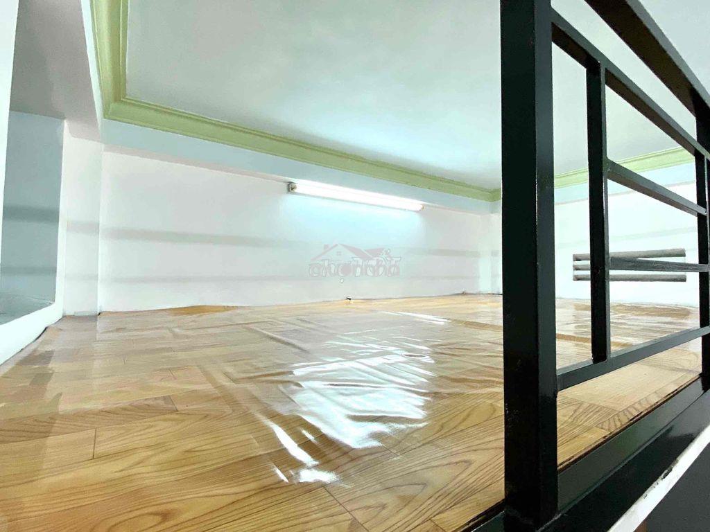 🏡 Chính chủ cho thuê phòng trọ gác lửng cửa sổ ngay tân quy giá 3tr8 - 4
