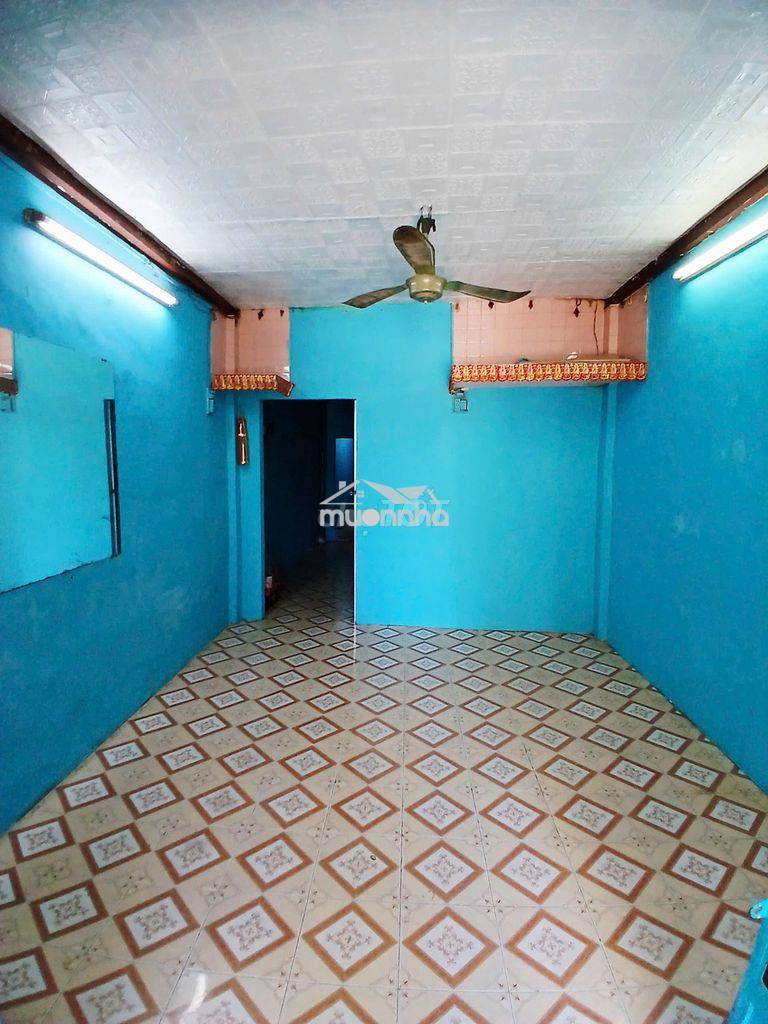 Chính chủ cho thuê nguyên căn nhà 2 tầng 80m2, 5pn, 2wc, xe hơi đỗ cửa - 4