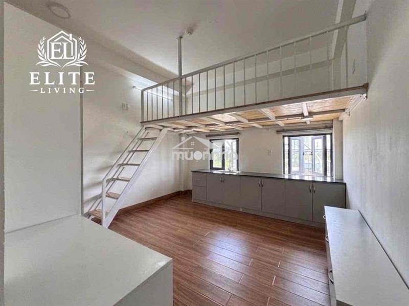 Phòng duplex full nội thất kế bên ga metro bình thái