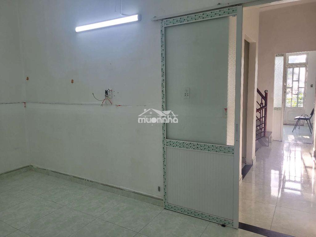 Nhà 1 trệt 2 lầu, đường rộng rãi, thoáng mát.khu dân cư an ninh sạch  - 4