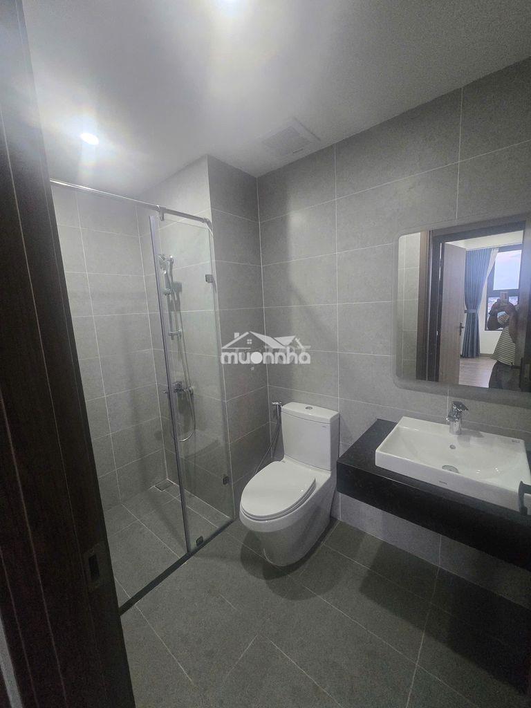 Cho thuê 1pn 47m2 nhà trống có rèm 5tr a&t sky garden  - 2