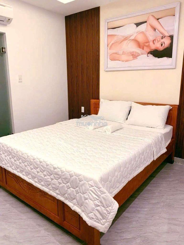 Hh 2% ksạn mt bình thành dt: 5,9x34m - 14 phòng - chỉ 12 tỷ tl - 2