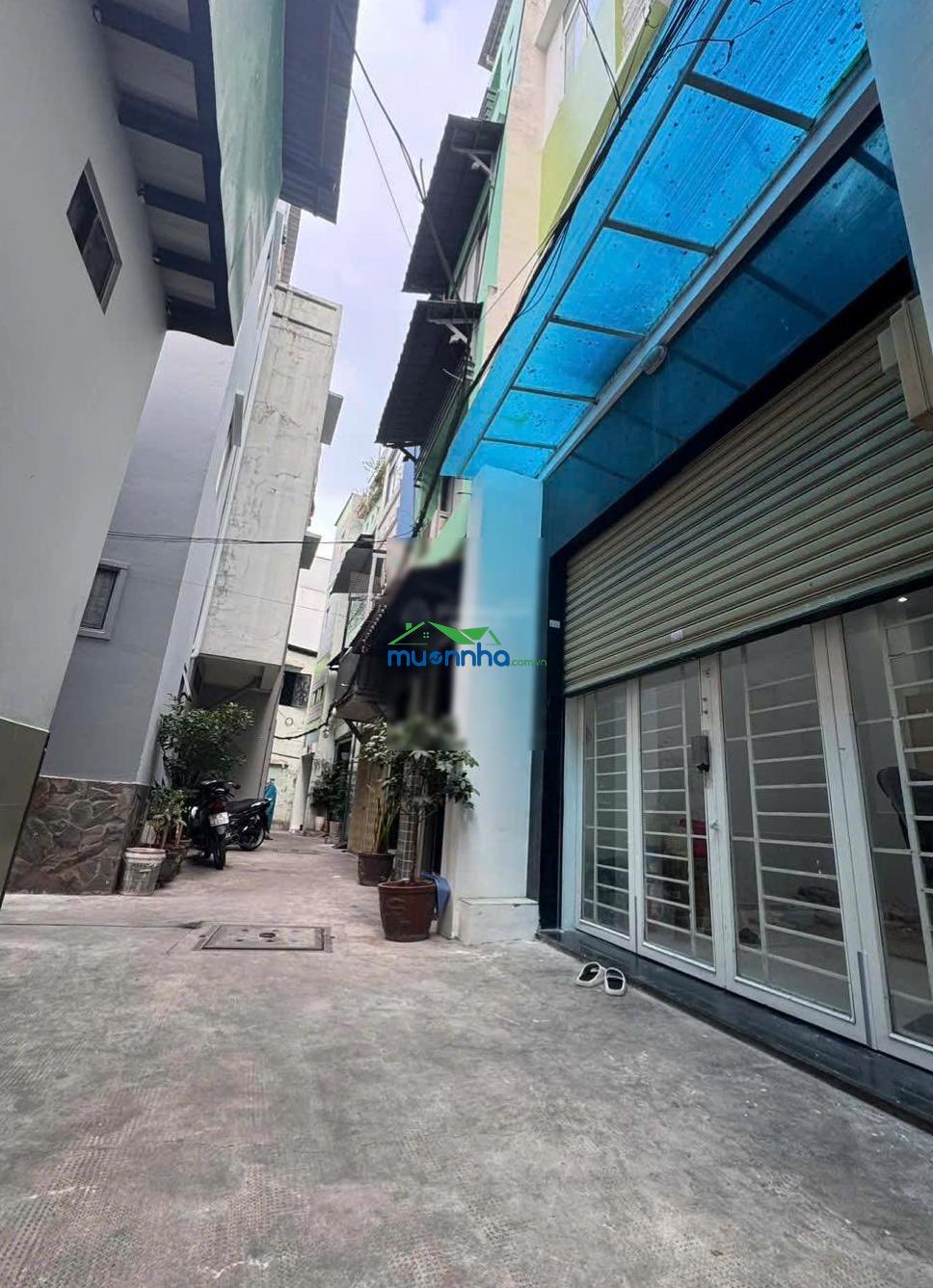 Lý thái tổ - quận 10 - 3pn - sổ vuông - nở hậu - giá giảm còn 6tỷ5 (bớt lộc) diện tích 30m (3.5m) - 3