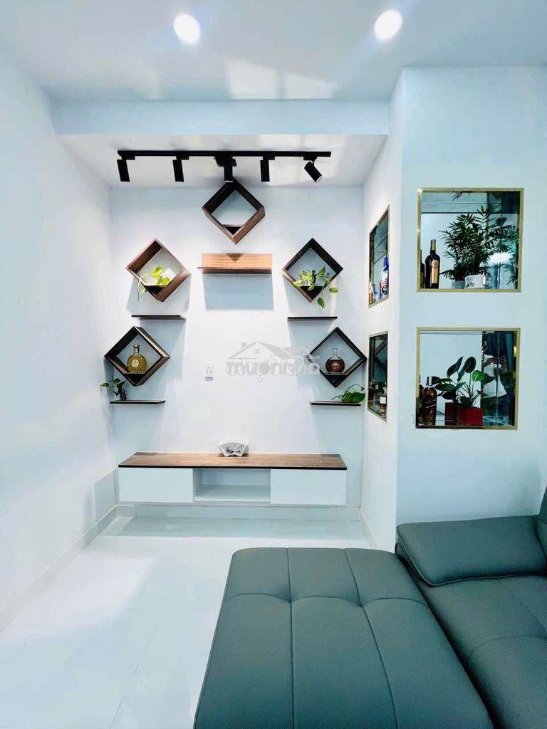 Bán nhà đẹp p15q8, ngang 6,8m, sổ hồng riêng, hoàn công, chỉ 4,2 tỷ - 4