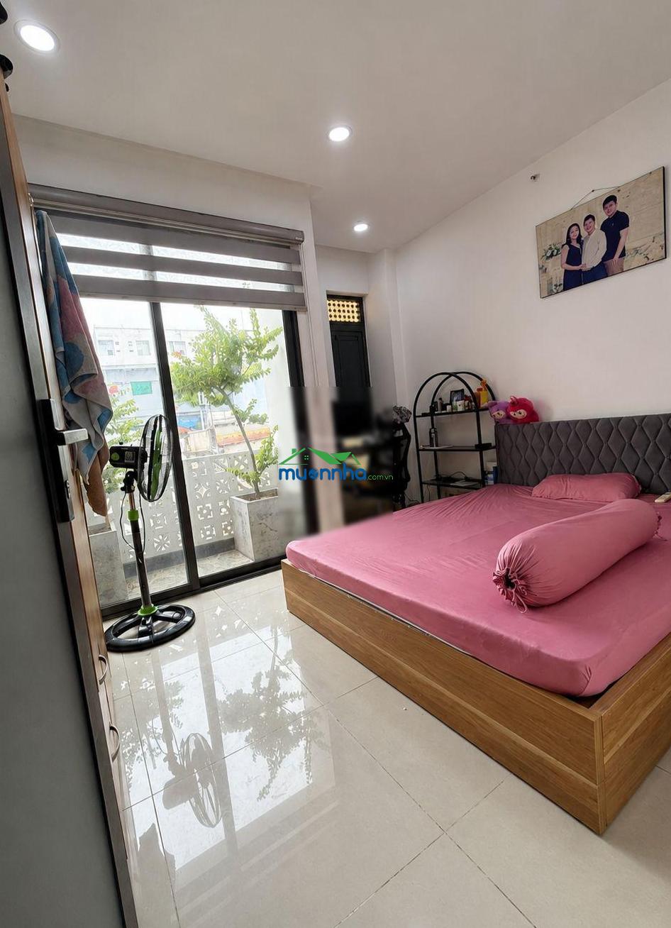Bán nhà 4 tầng gần bàu cát tân bình, 40m2 (4x10m), 4 phòng ngủ, hẻm xe hơi vf3 tới nhà, giá 4.45 tỷ