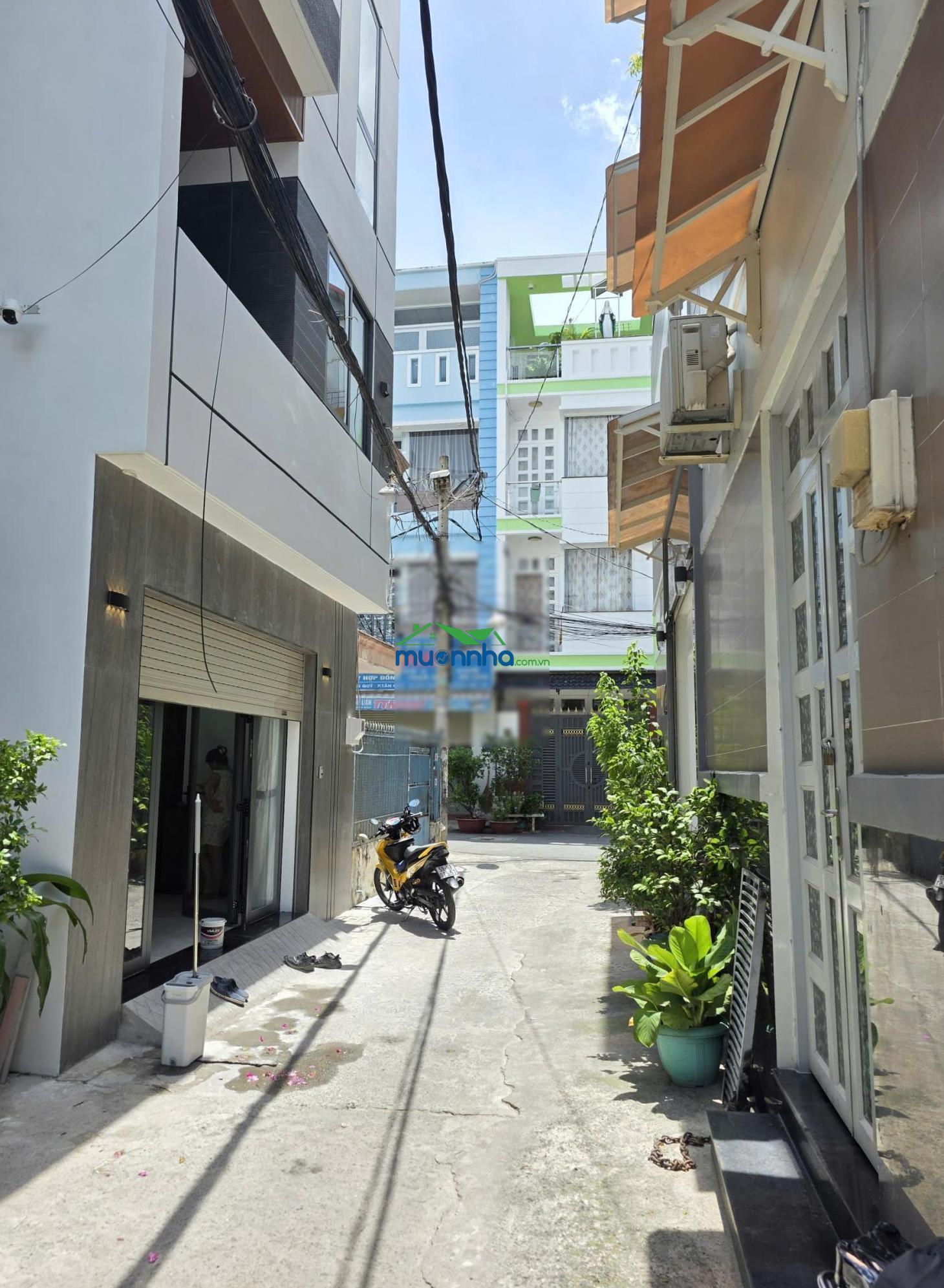 Nhà đẹp ngang 5,5m hẻm ô tô đỗ công tường tân sơn nhì chỉ 8.5 tỷ tl - 2