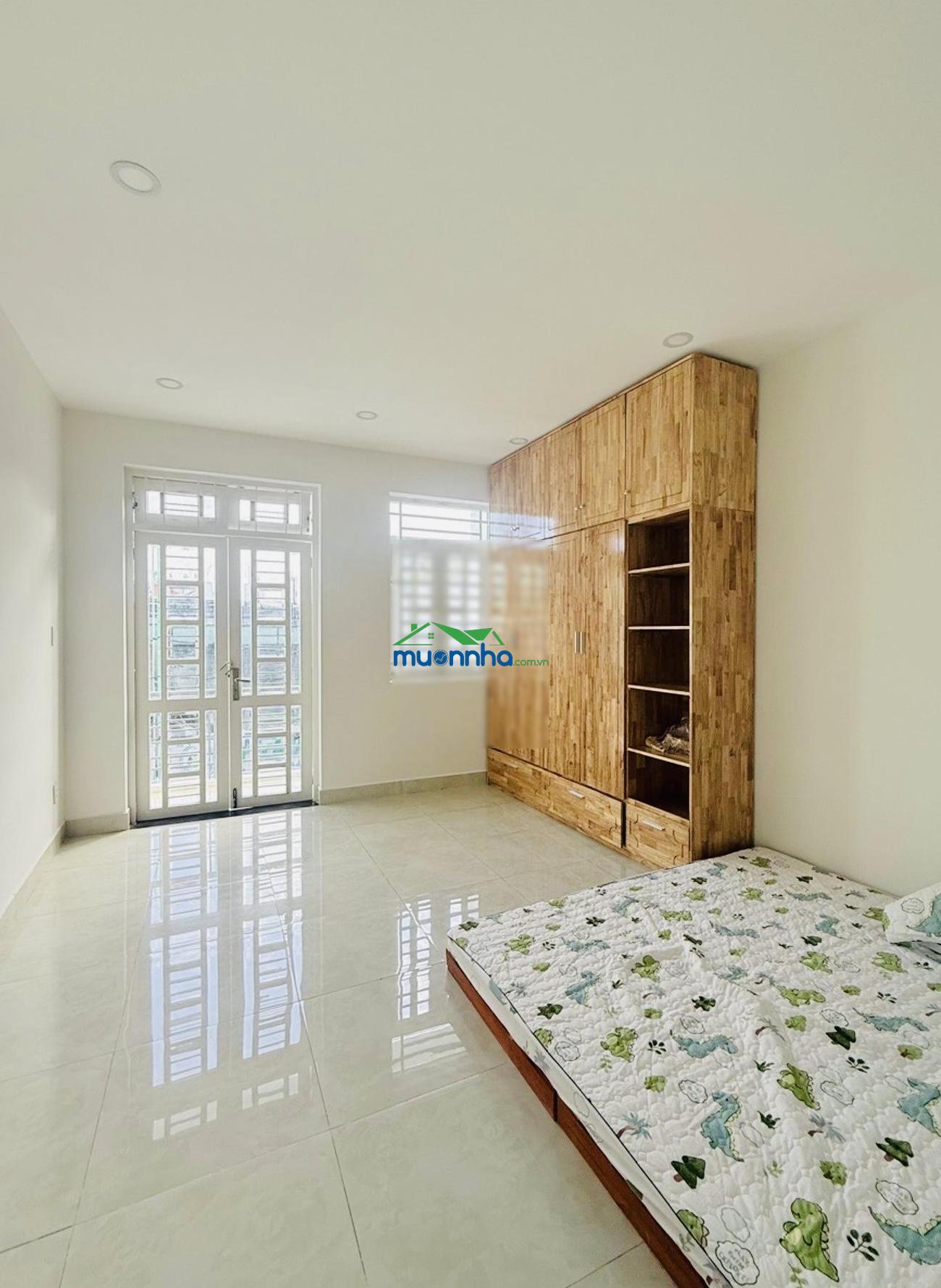 Bán nhà nguyễn văn quá quận 12 - hẻm 1 trục sát mặt tiền - nhà 3 tầng - 4x17 - giá 5.6 tỷ tl