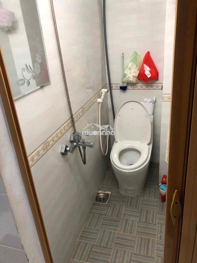 Cho thuê phòng giờ giấc tự do. nguyễn tất thành.p18.q4 - 4