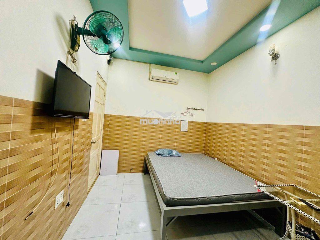 Phòng trọ giá rẻ mặt tiền đường lớn gần tên lửa nhà thờ phao lô - 4