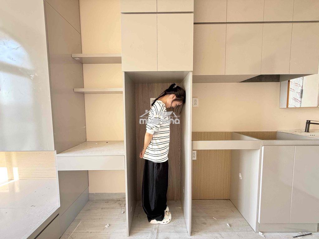 Studio ban công nằm gần trung tâm quận 7 và tiện qua tdtu - 4