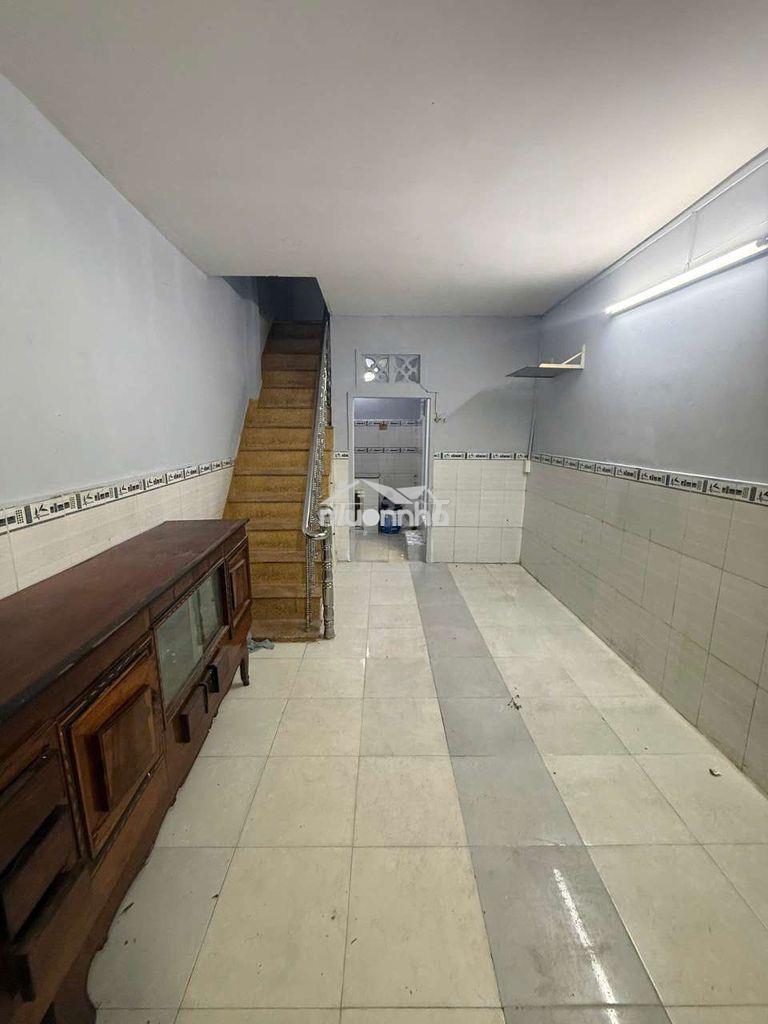 Nhà bán 1/ đường bà hom, phường 13, quận 6