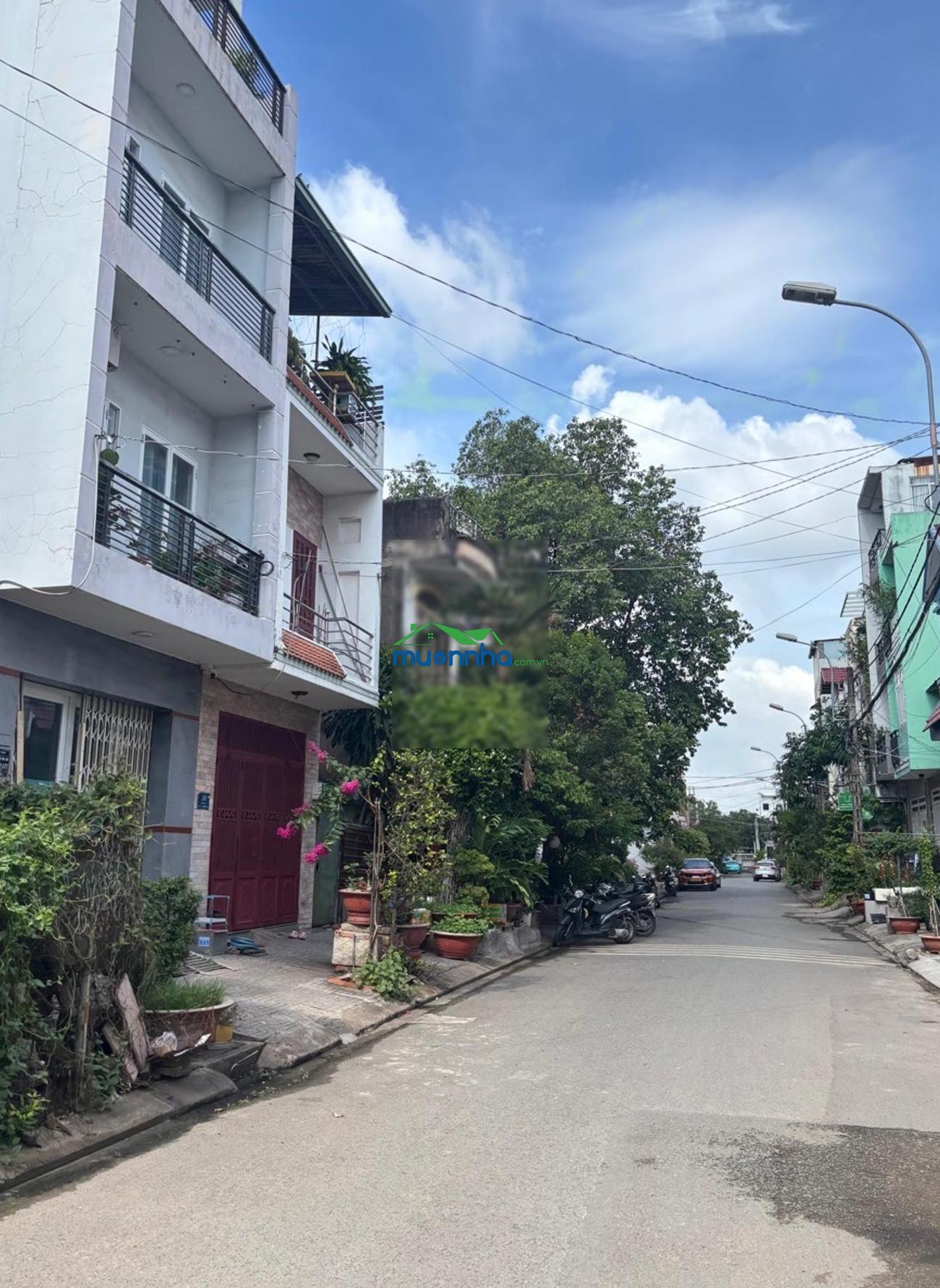 Bán nhà đường số 11 trường thọ hẻm - xe hơi vào nhà - ngang 4.2m - đang cho thuê - chỉ nhỉnh 5 tỷ - 3